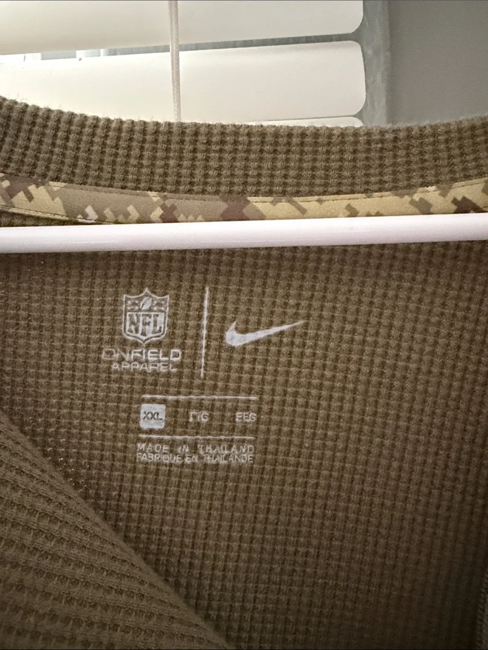 Nike men’s salute to service Pittsburgh SteelersQuarter-Zip WaffleKnit Pullover